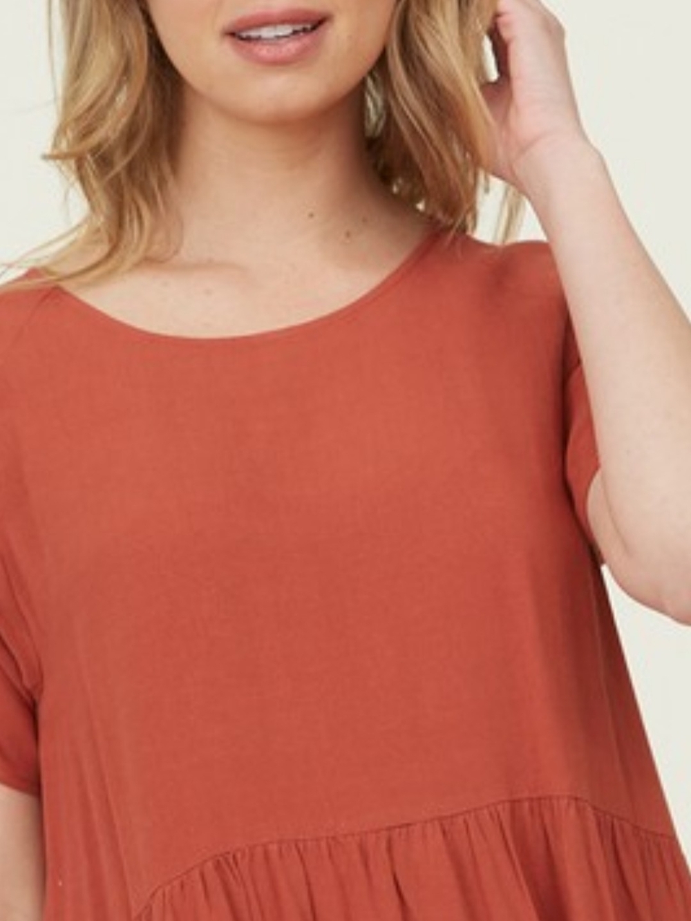 Plus Sized Women's Tiered Short Sleeve Midi Dress - Cinnamon - Picture 5 of 6